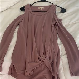 cut out shoulders sweater